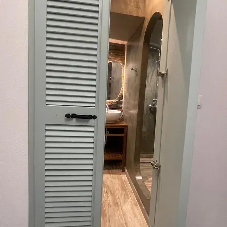 شقة Homefeel2024 *